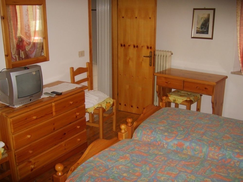 Antico Albergo Sant'Antonio Fonzaso Bagian luar foto