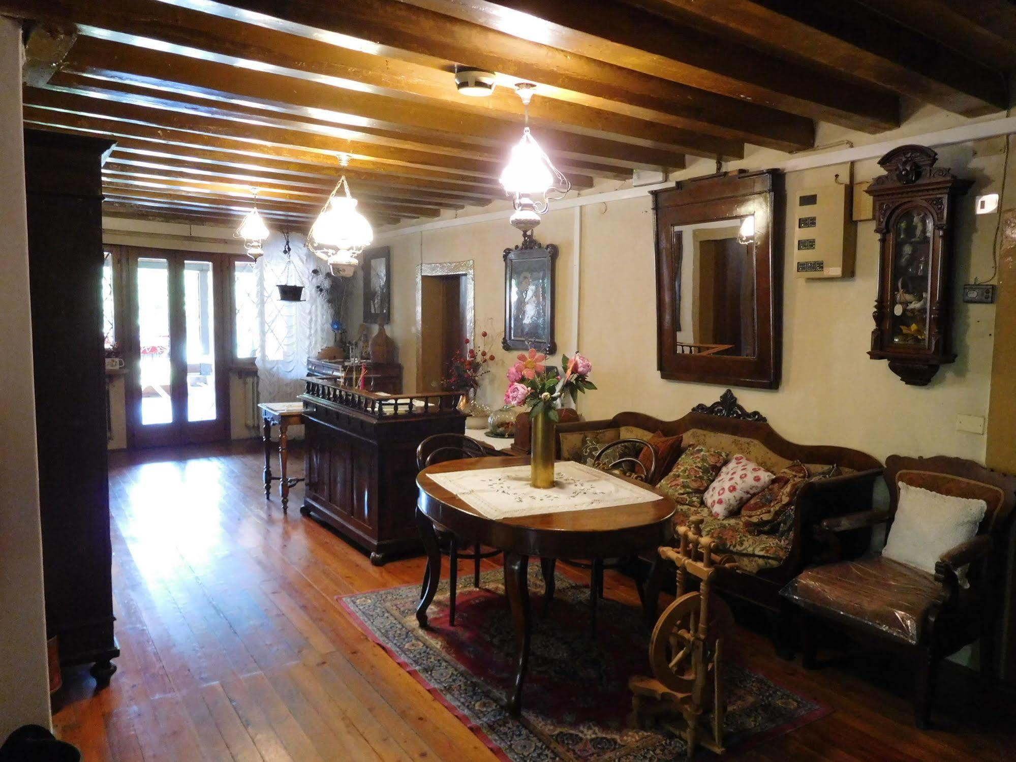 Antico Albergo Sant'Antonio Fonzaso Bagian luar foto